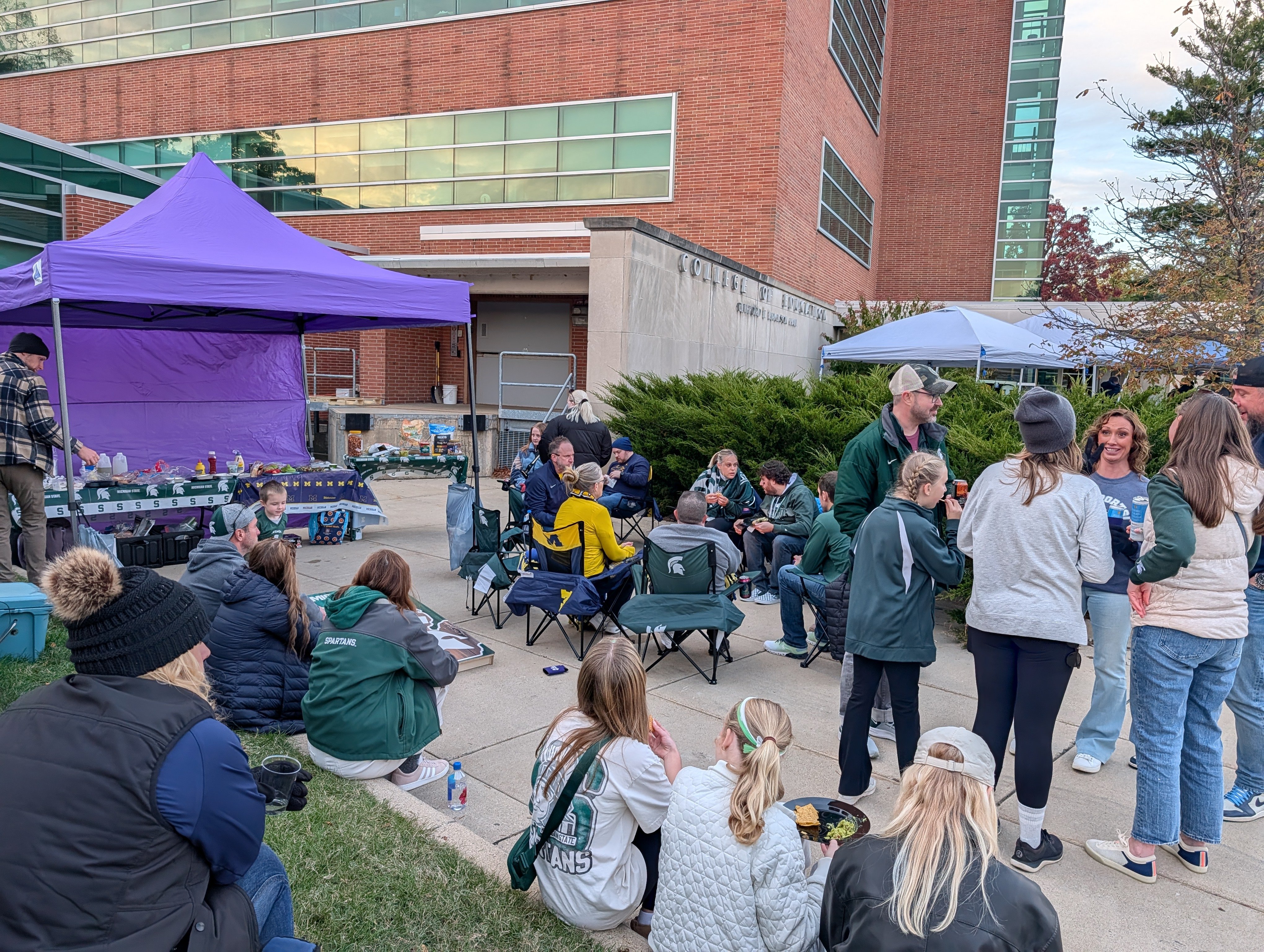 pxl_20251025_221646175